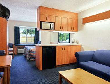 Microtel Inn & Suites By Wyndham Lillington/Campbell University Chambre photo